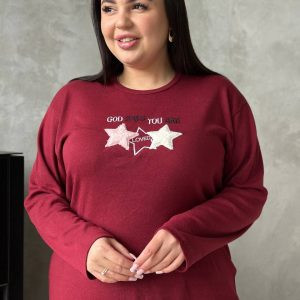 Зручна червона піжамка PLUS SIZE із зірочками та чорними штанами