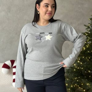 Зручна сіра піжамка PLUS SIZE із зірочками та чорними штанами з мікрофлісу