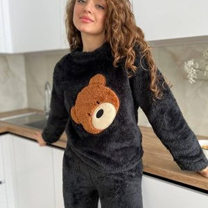 Тепла махрова чорна піжамка з ведмедиком